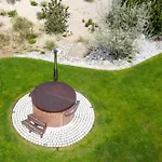 Apartment Schmidt - Strandhaus Direkt Am Mit Sauna, Sport Und Dünengarten Iii Rostock