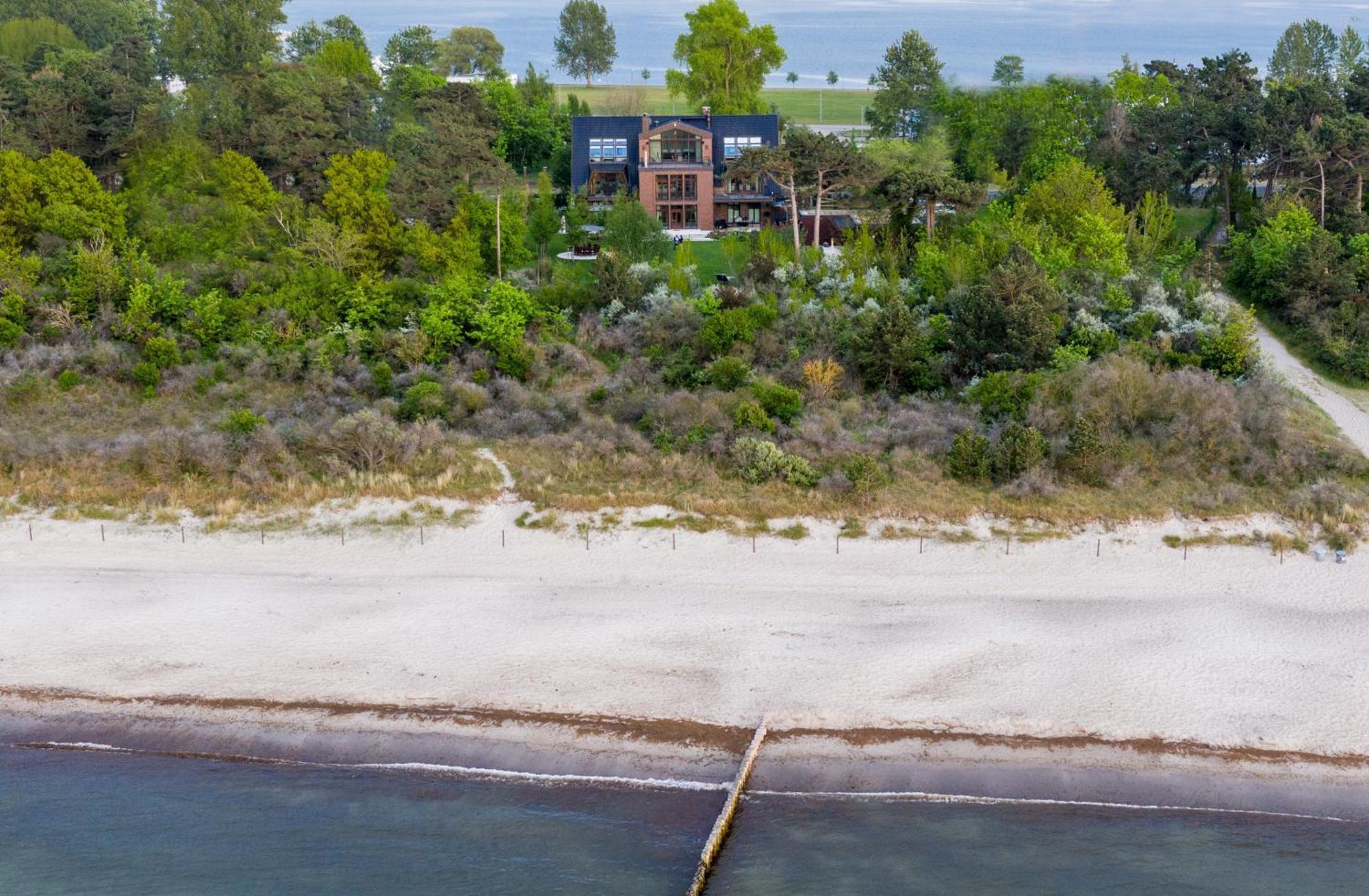 Schmidt - Strandhaus Direkt Am Mit Sauna, Sport Und Duenengarten Iii Apartment Rostock