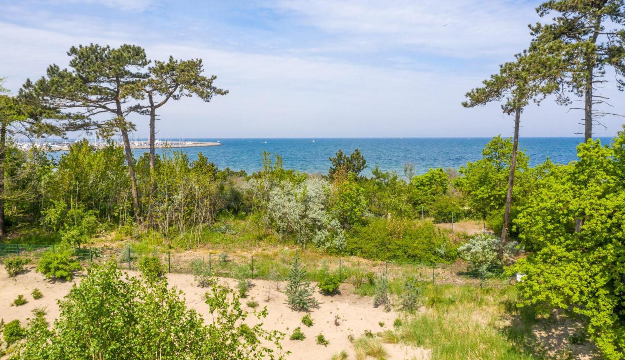 Schmidt - Strandhaus Direkt Am Mit Sauna, Sport Und Duenengarten Iii Apartment Rostock
